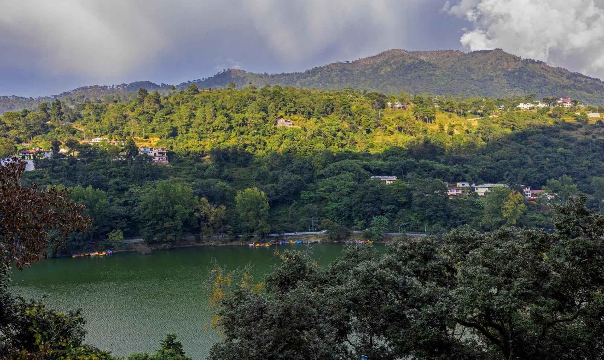 Treebo Olive Lake View Inn June Estate Bhīm Tāl Kültér fotó